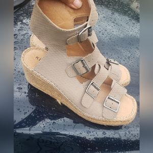 Kelsi Dagger Brooklyn Roman buckle wedge Espadrilles sz 10 Taupe neutral